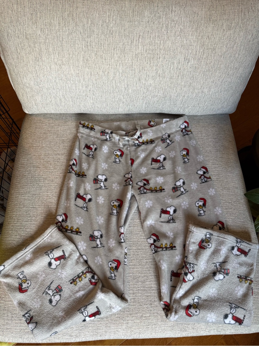Peanuts Gray Snoopy & Woodstock Holiday Pajama Bottoms